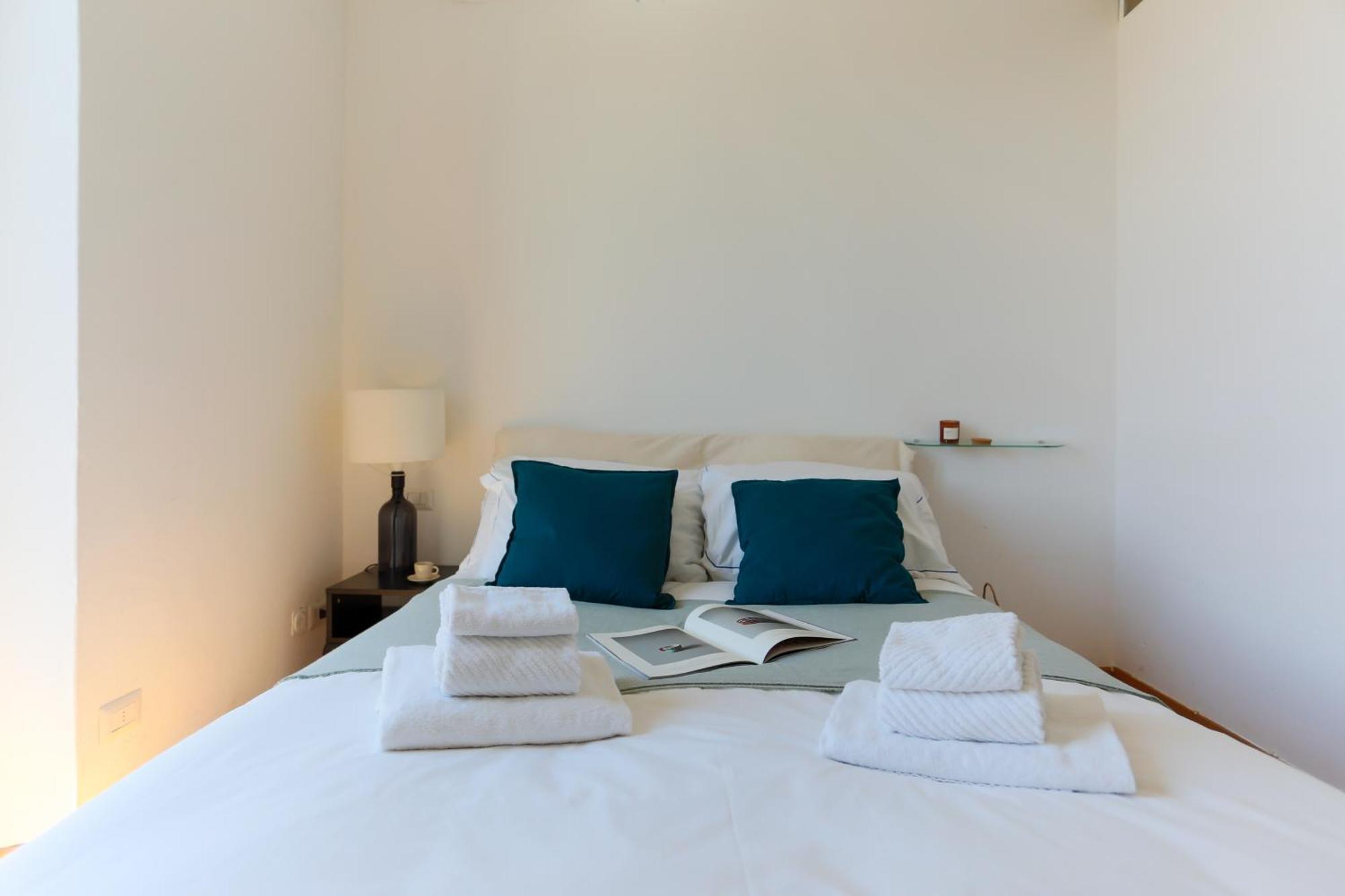 The Rent - Near Navigli Apartment Mailand